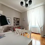 Colosseo Exclusive Elegant Apartment