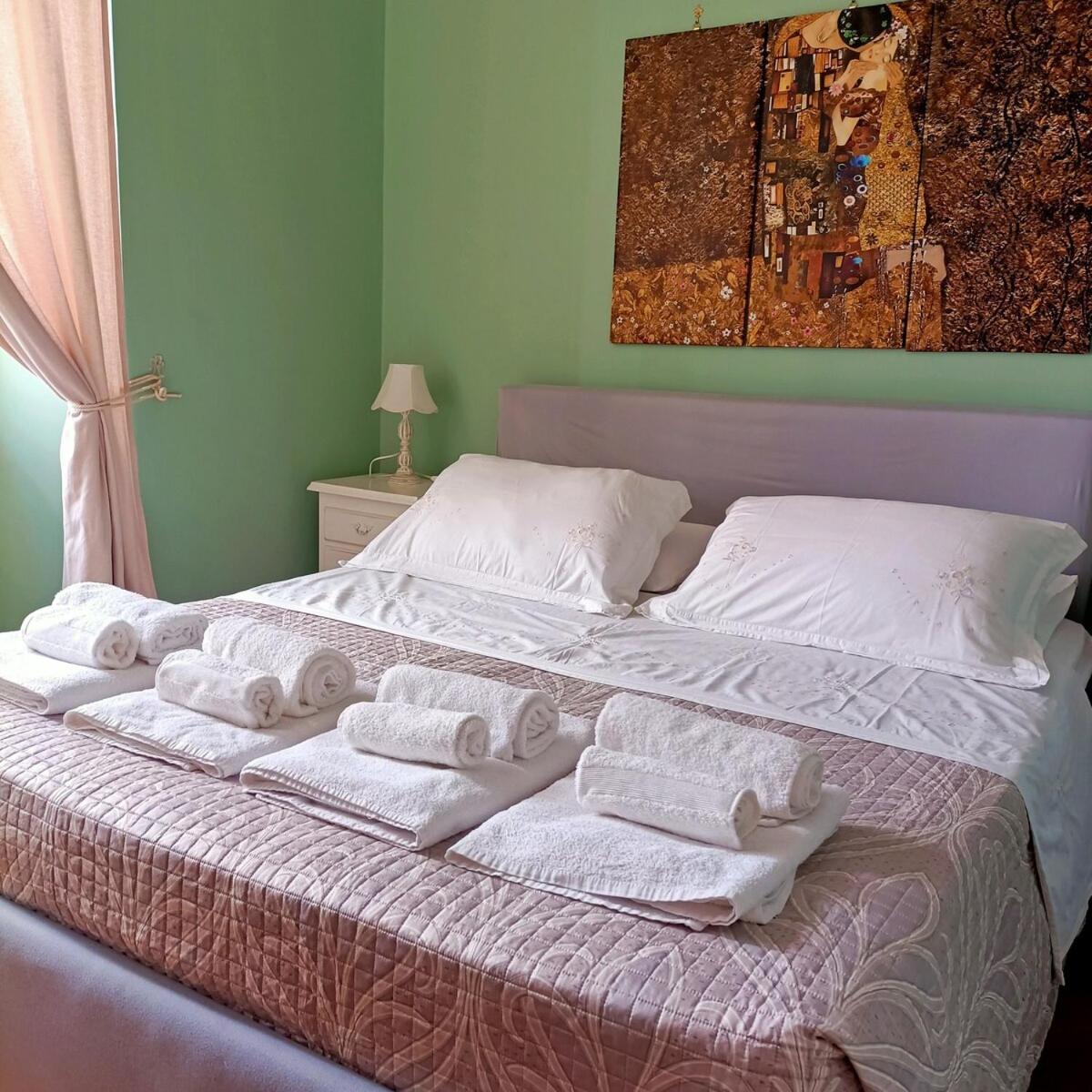 Colosseo Exclusive Elegant Apartment